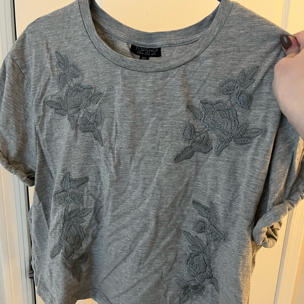 TopShop floral embroidered cropped shirt, size 10.